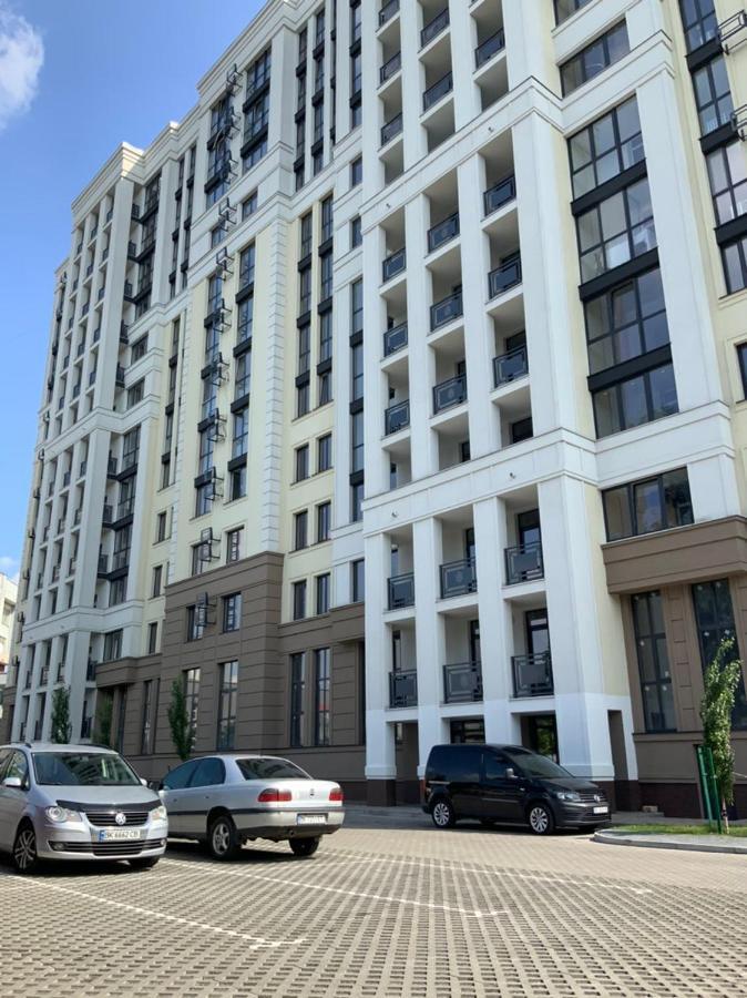 Дизайнерський Ремонт&Центр& Vip, Електрозаправка На Території Будинку Rivne Exterior foto