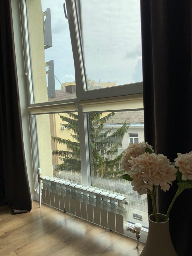 Дизайнерський Ремонт&Центр& Vip, Електрозаправка На Території Будинку Rivne Exterior foto